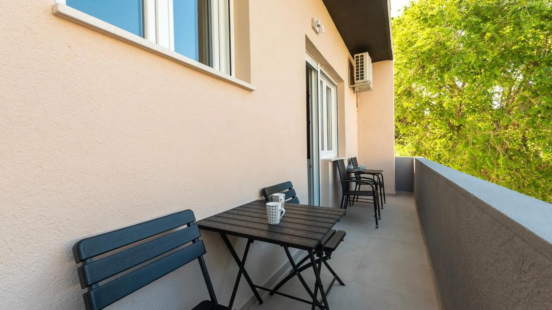 Split Luxury Suite 2